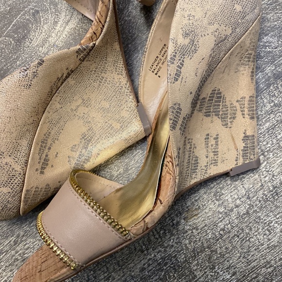 BEBE Sylvana Beige Gold LEATHER Wedge - Picture 4 of 11